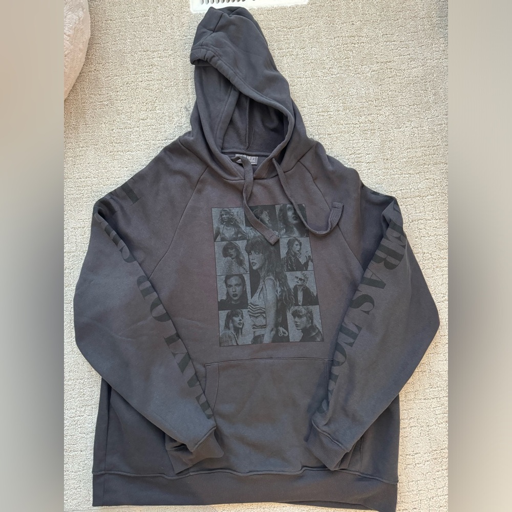 Taylor Swift Era Tour (Exclusive) Sweatshirt